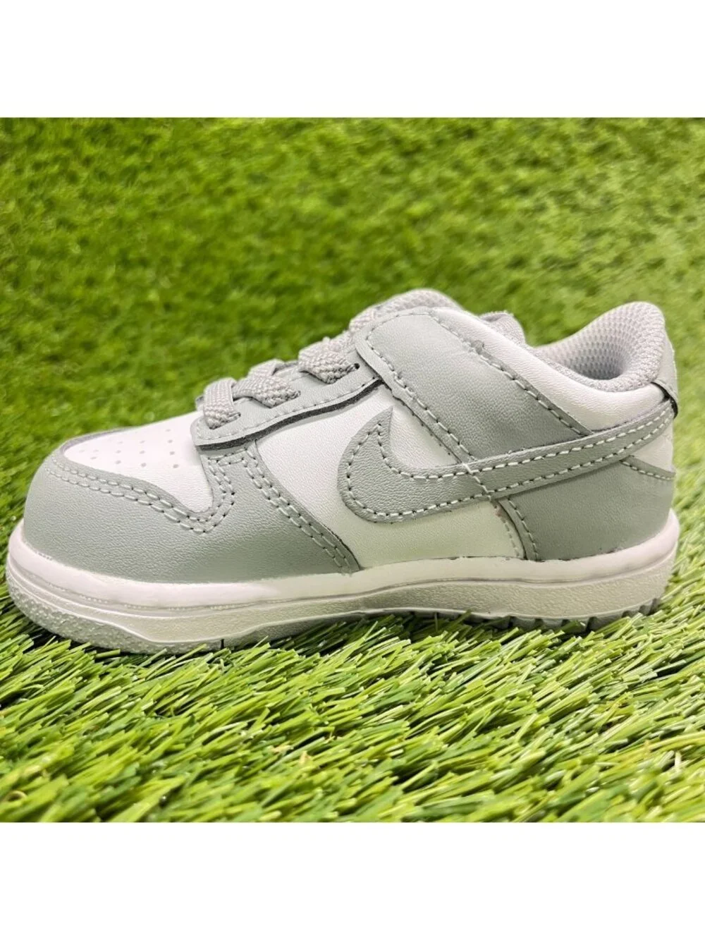 Nike Dunk Low Toddler Size 6C Gray White Athletic Walking Leather Shoes Sneakers